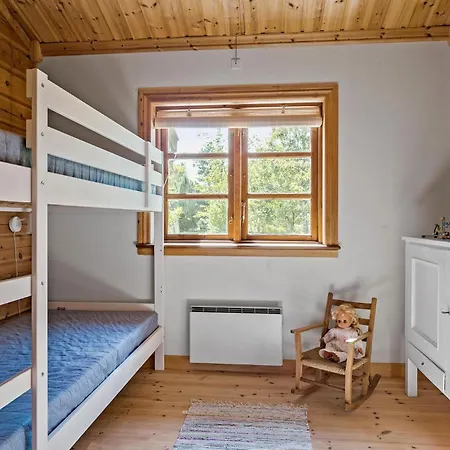 3 Bedroom Beautiful In Holiday home Melby