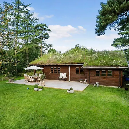 3 Bedroom Beautiful In Holiday home