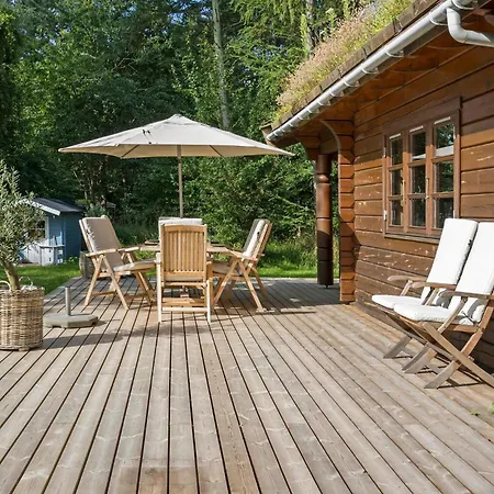 Holiday home 3 Bedroom Beautiful In Melby